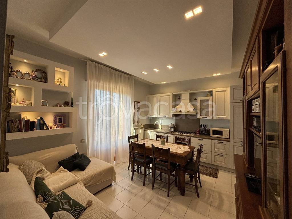 immagine annuncio 1 di 14