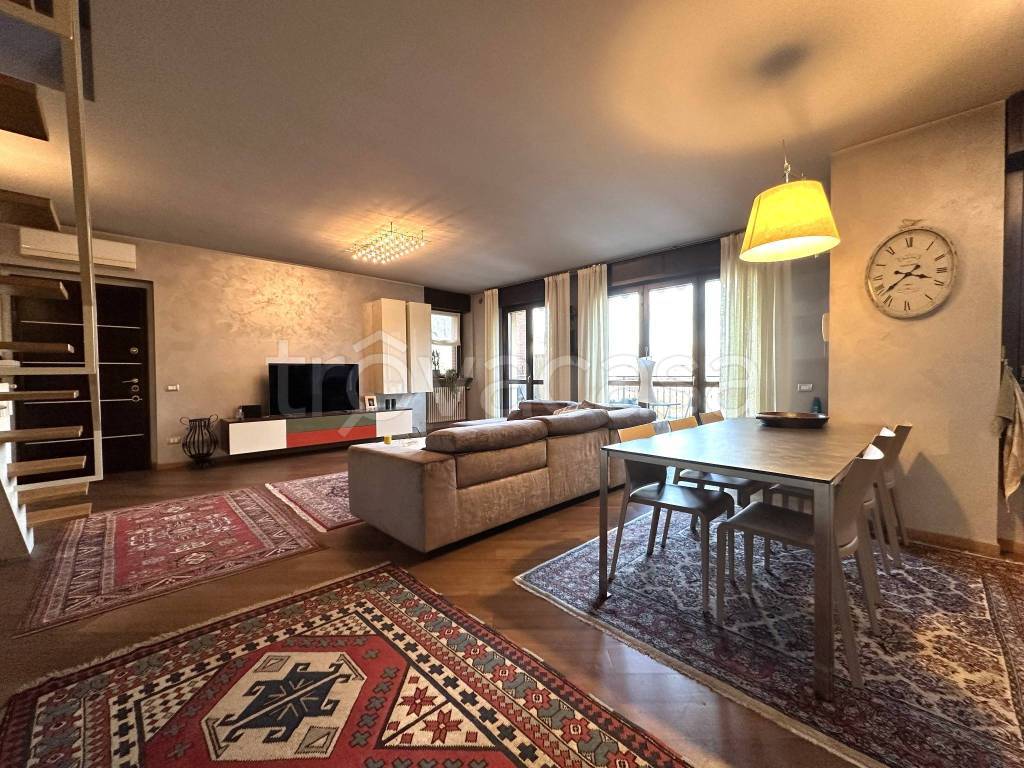 immagine annuncio 1 di 15