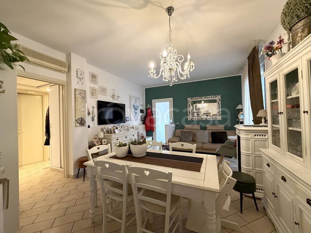 immagine annuncio 1 di 9