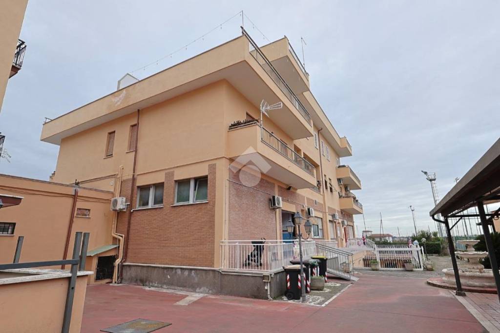 immagine annuncio 2 di 4