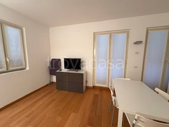 immagine annuncio 4 di 8