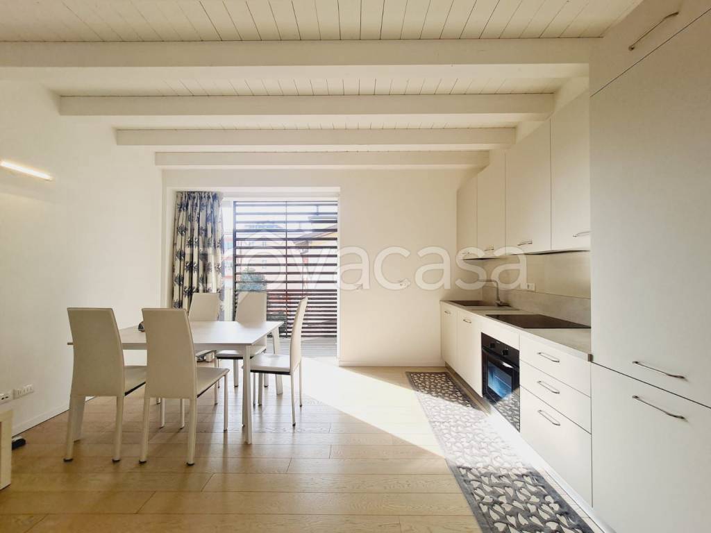 immagine annuncio 1 di 14