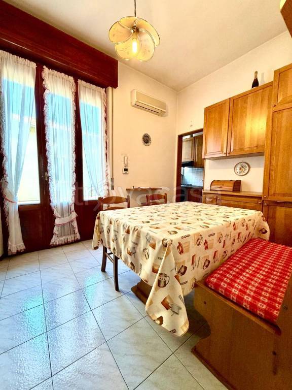 immagine annuncio 2 di 12