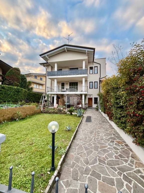 immagine annuncio 8 di 9