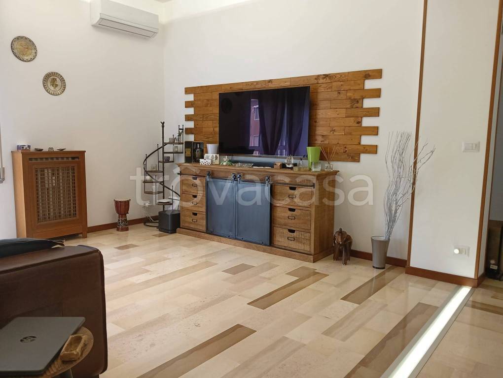 immagine annuncio 8 di 14