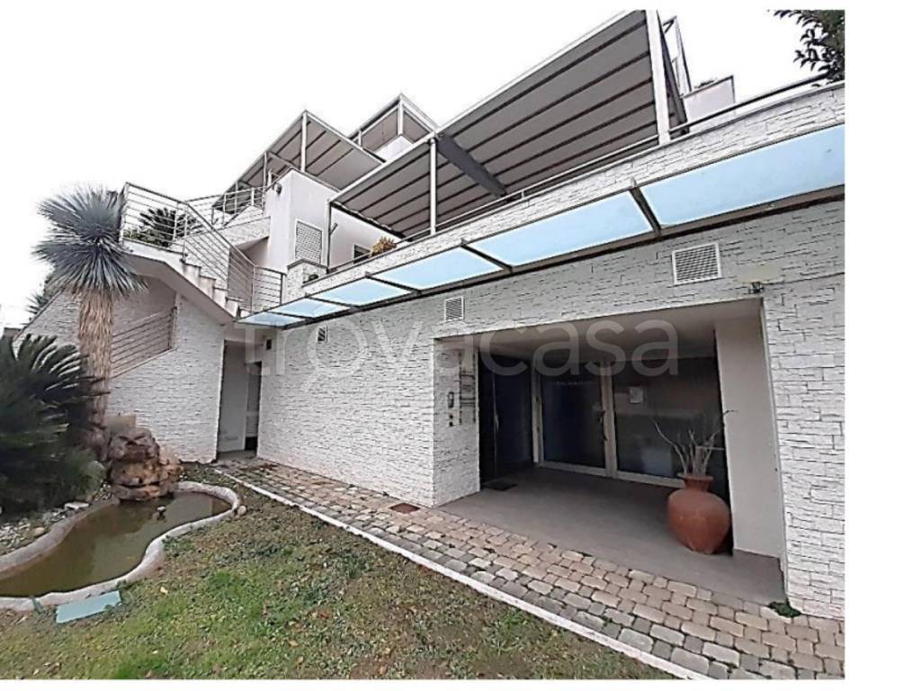 immagine annuncio 1 di 14