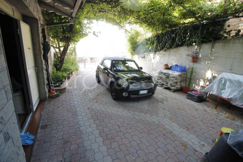 immagine annuncio 12 di 13