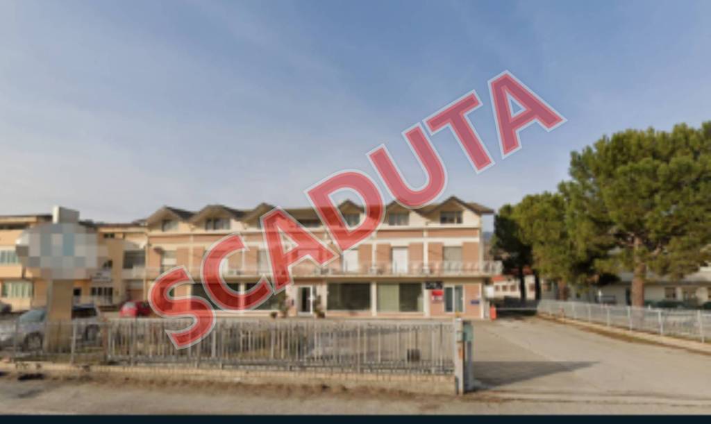locale commerciale in vendita a Ripatransone