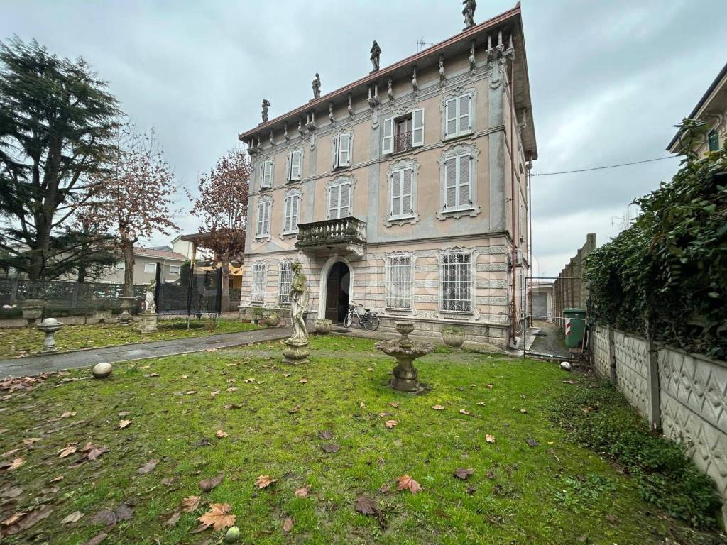 immagine annuncio 12 di 13