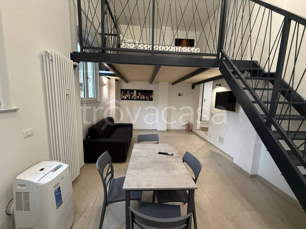 immagine annuncio 1 di 14