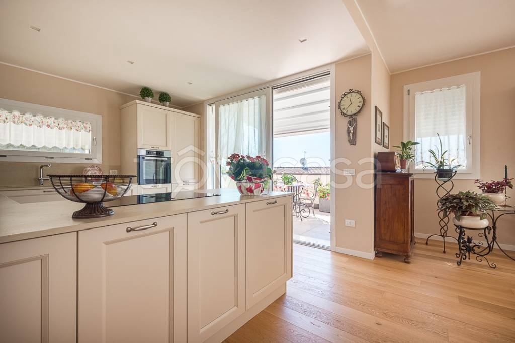 immagine annuncio 4 di 8