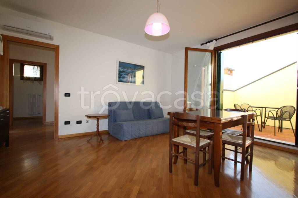 immagine annuncio 1 di 8