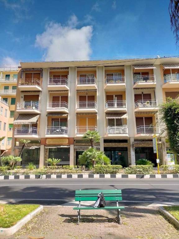 immagine annuncio 1 di 14