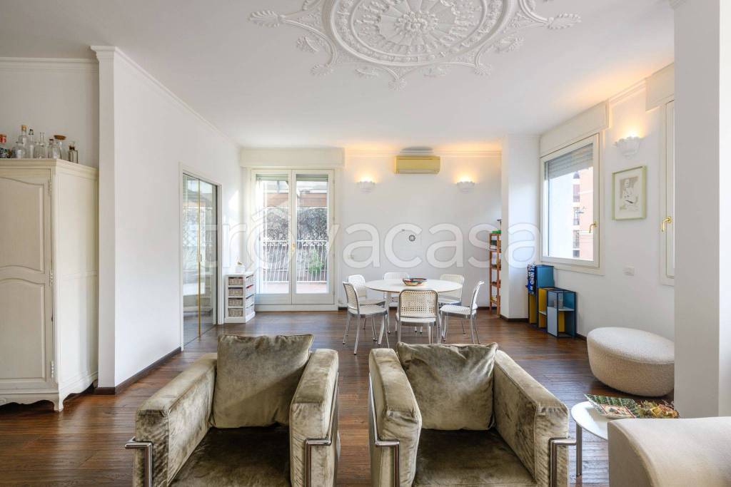 immagine annuncio 2 di 11