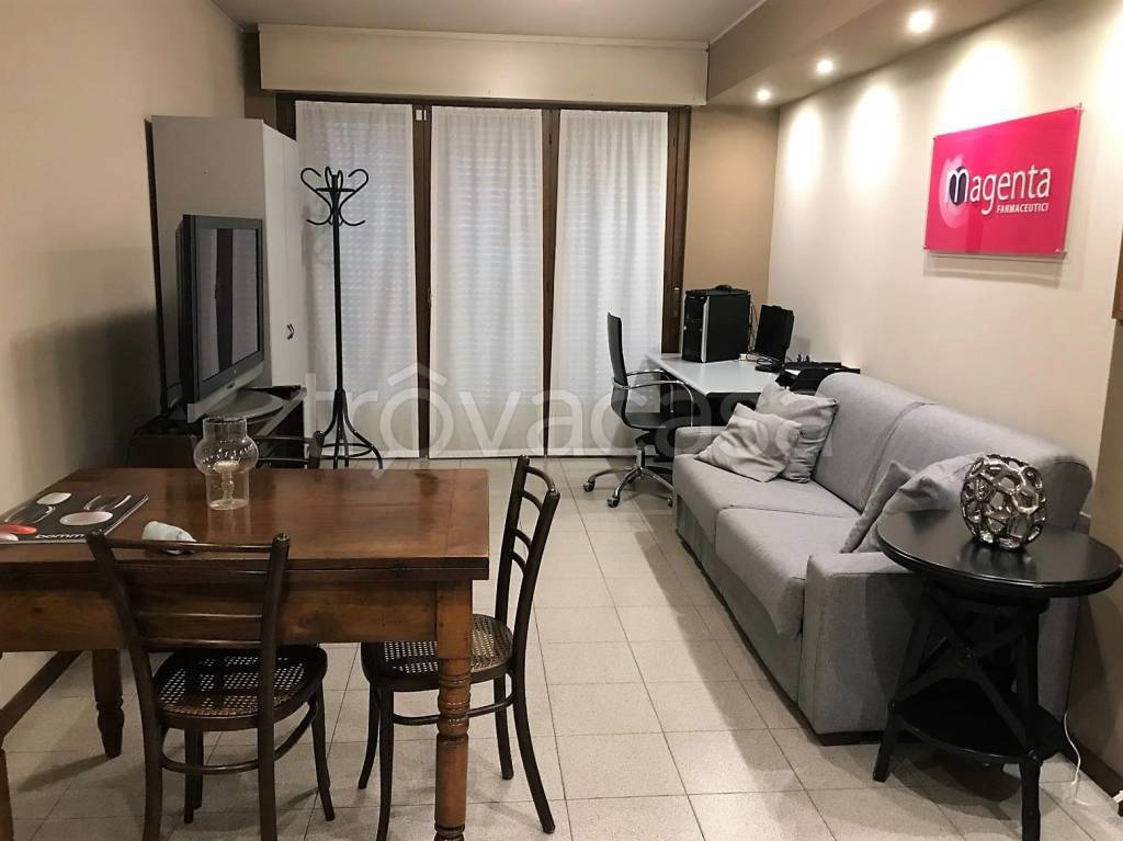 immagine annuncio 1 di 9