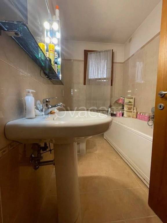 immagine annuncio 4 di 8