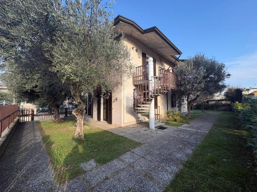 immagine annuncio 1 di 12