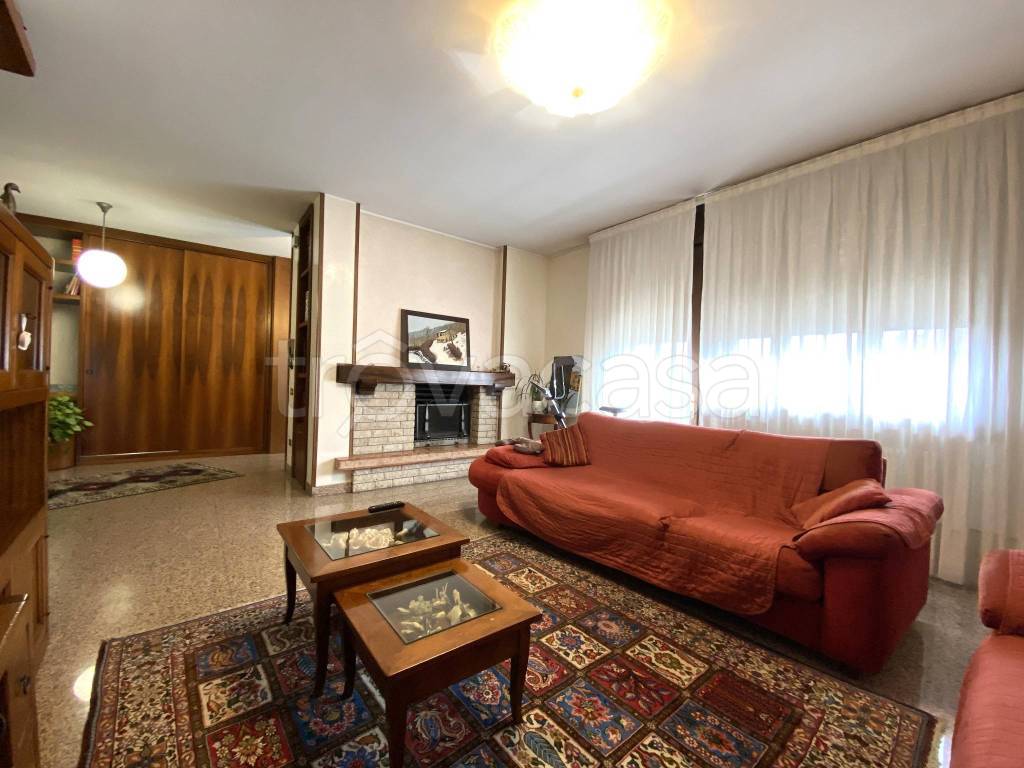 immagine annuncio 1 di 8