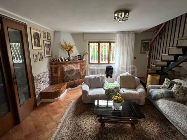 immagine annuncio 1 di 4