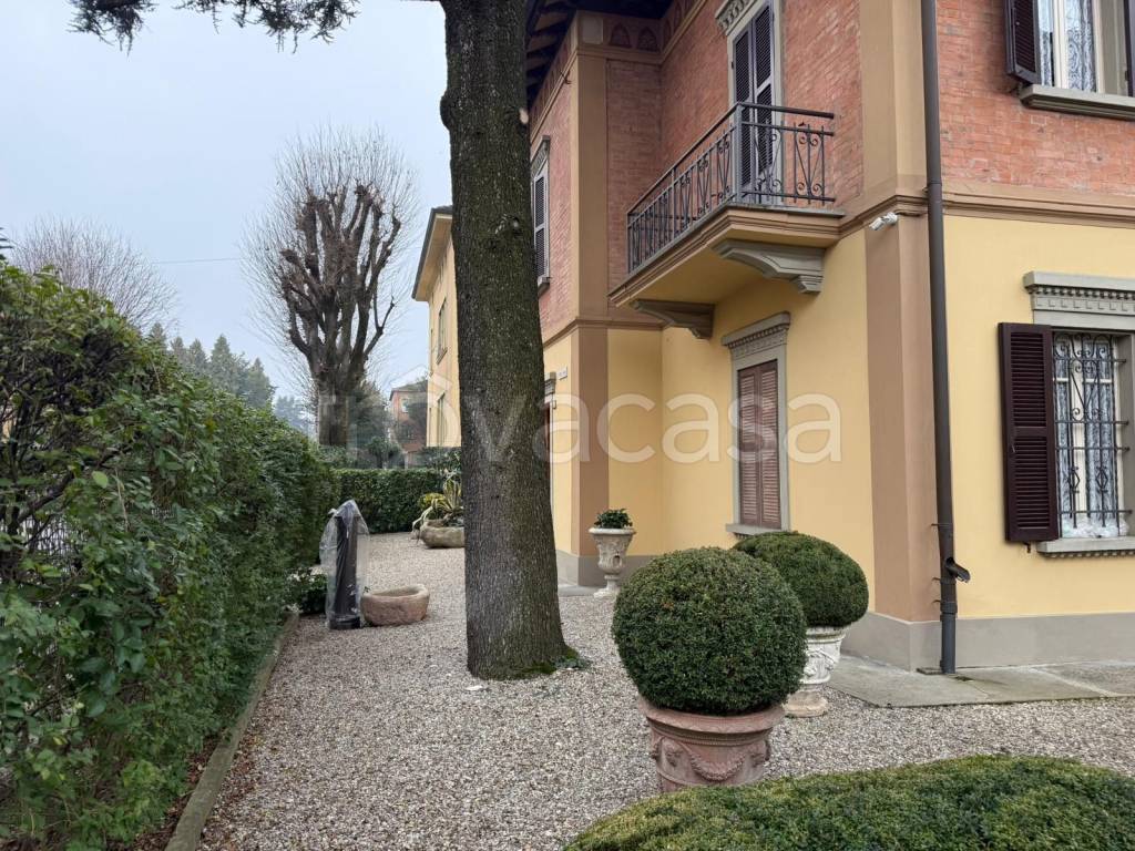 immagine annuncio 2 di 8