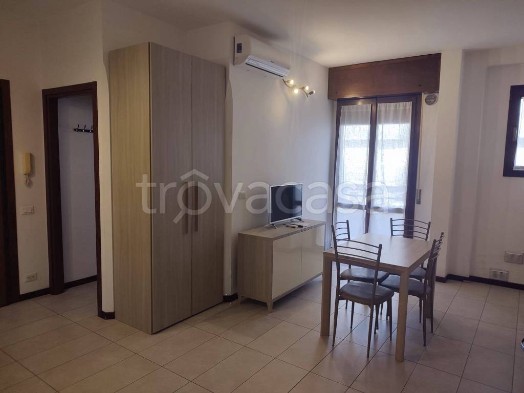 immagine annuncio 5 di 8