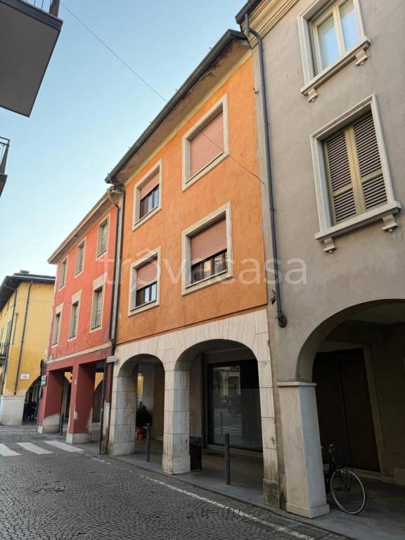 immagine annuncio 1 di 14