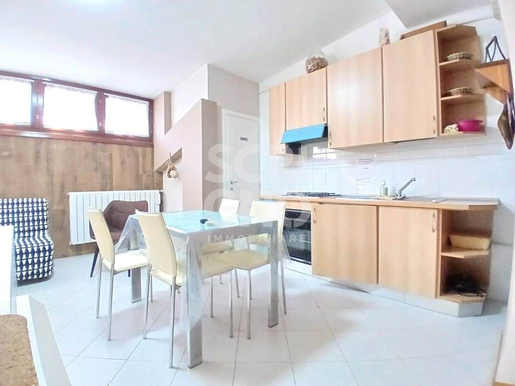 immagine annuncio 2 di 12