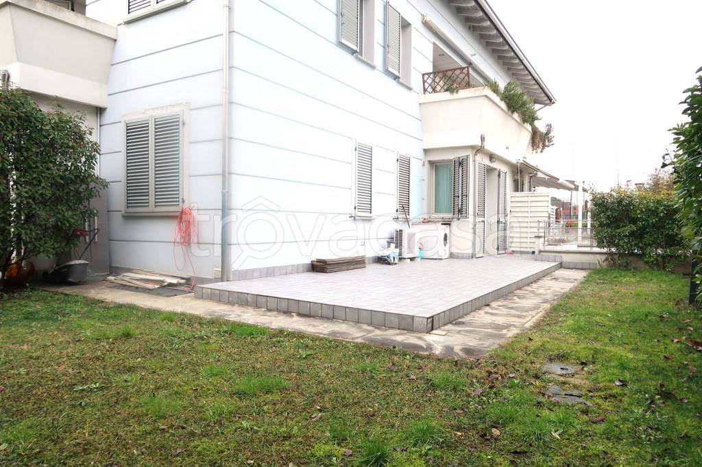 immagine annuncio 11 di 12