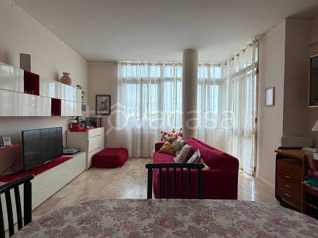 immagine annuncio 2 di 8