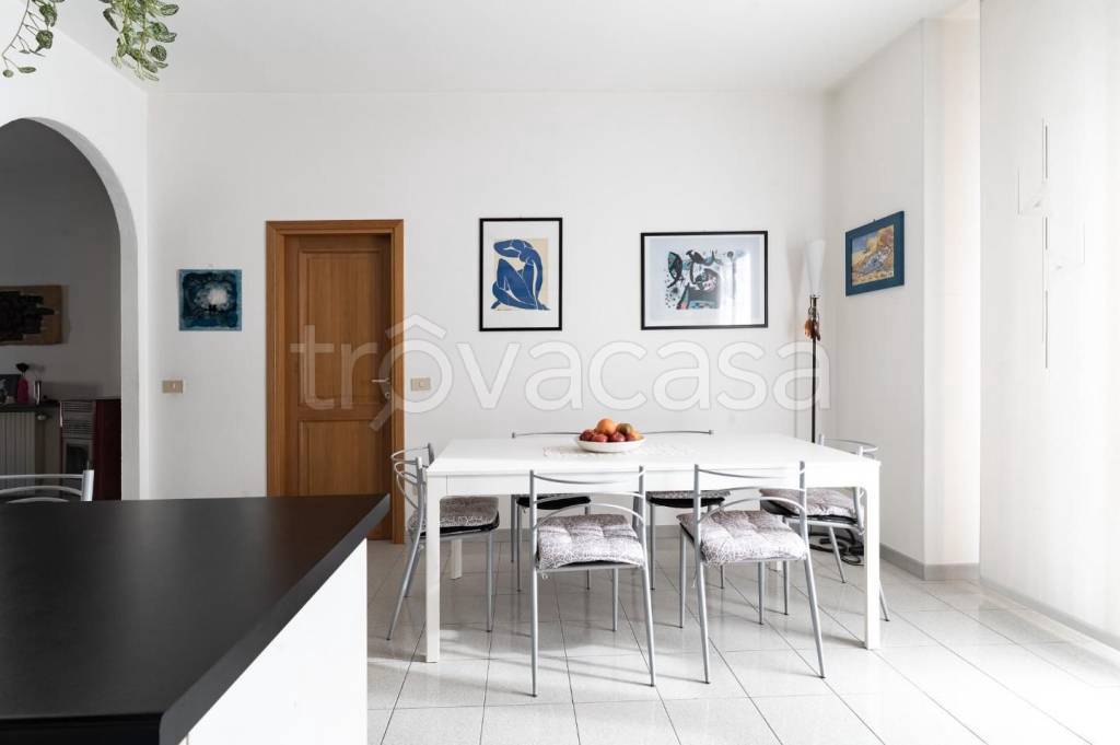 immagine annuncio 2 di 13