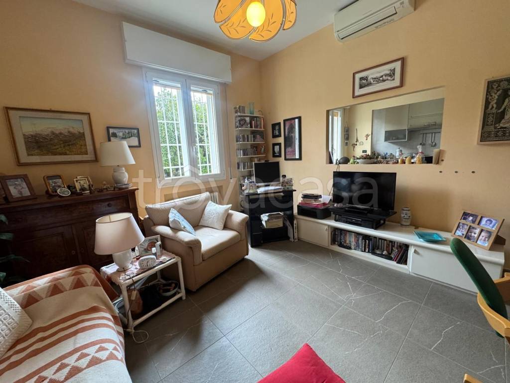 immagine annuncio 1 di 14