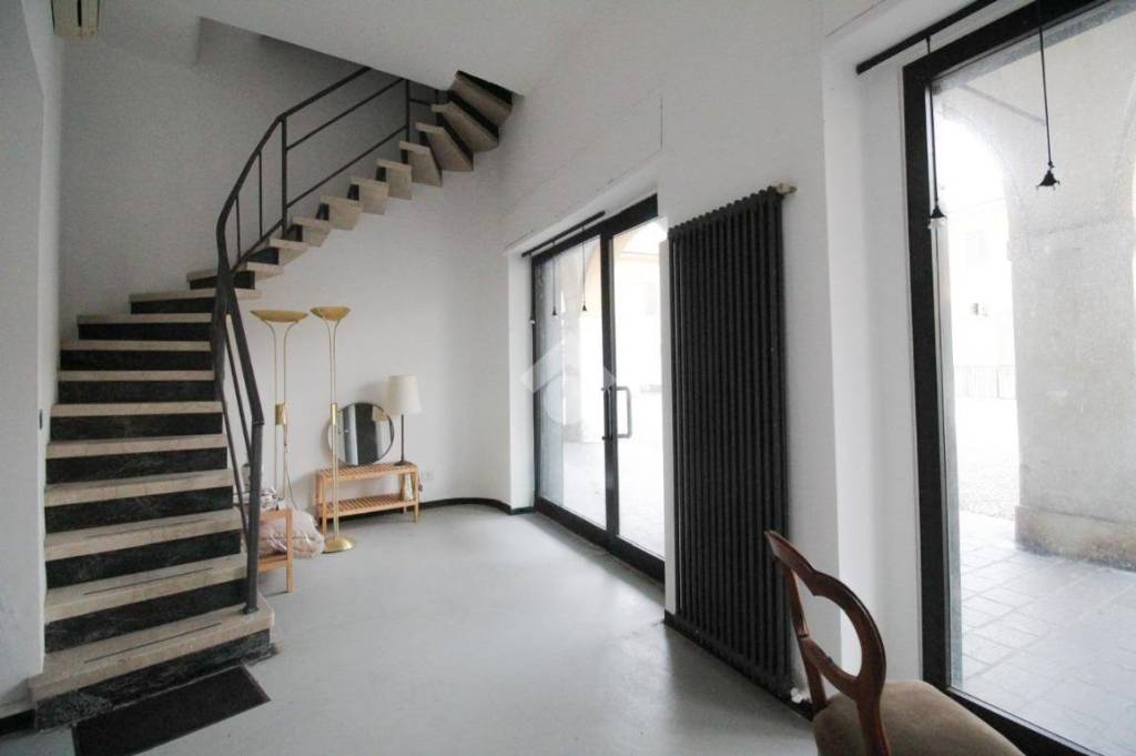 immagine annuncio 1 di 12