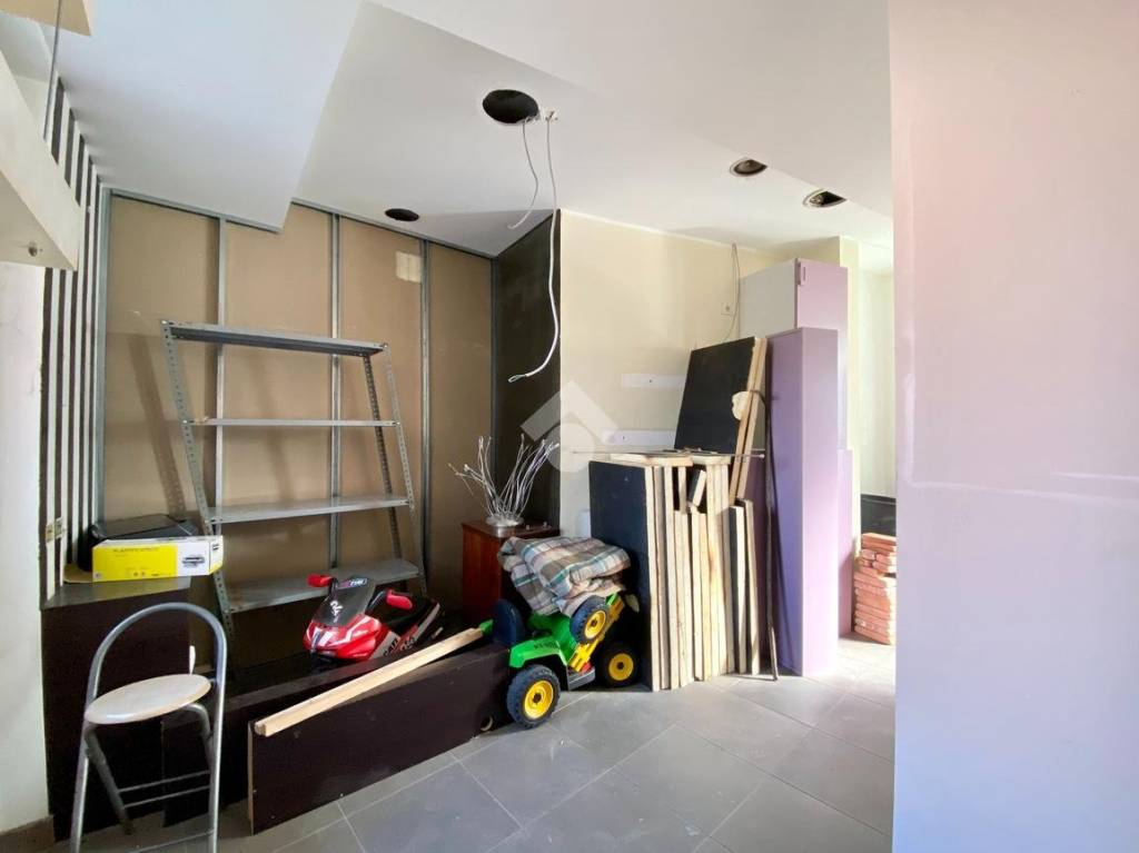 immagine annuncio 11 di 12