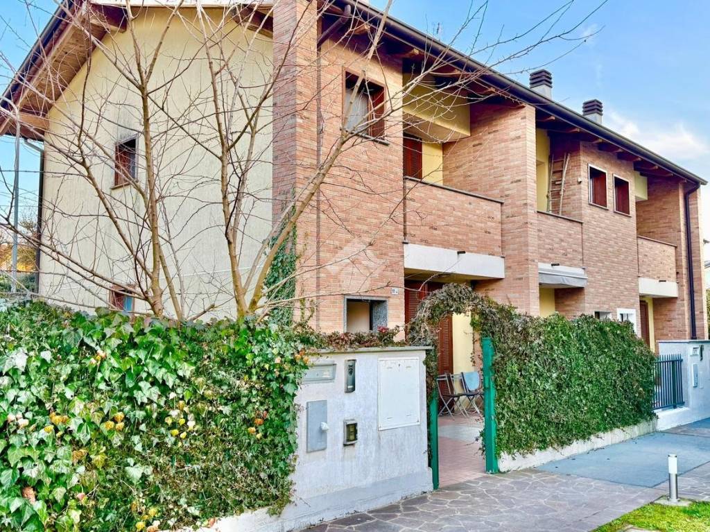 immagine annuncio 1 di 15