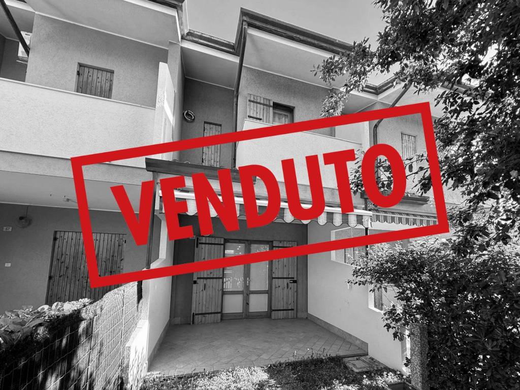 casa indipendente in vendita a San Michele al Tagliamento in zona Bibione