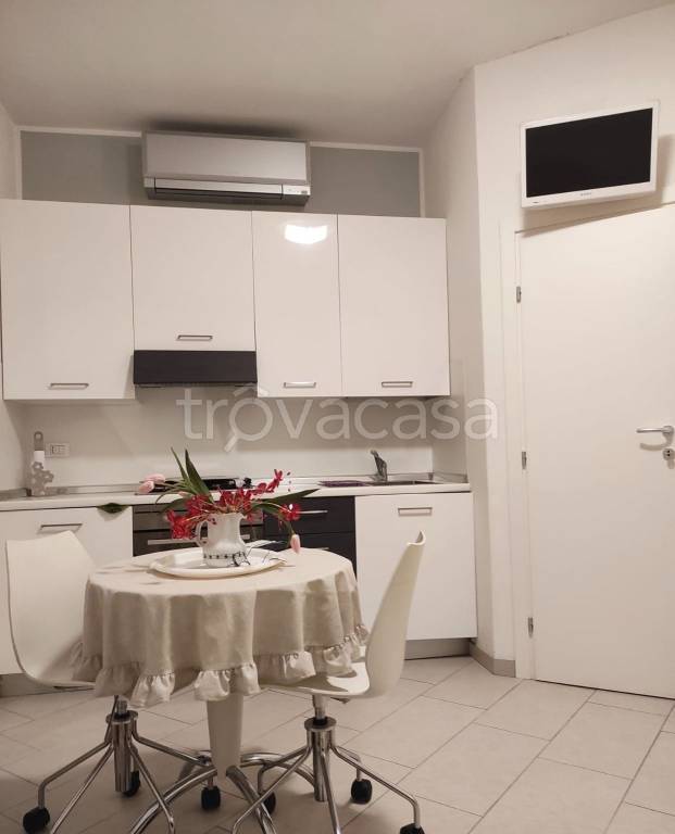 immagine annuncio 1 di 8