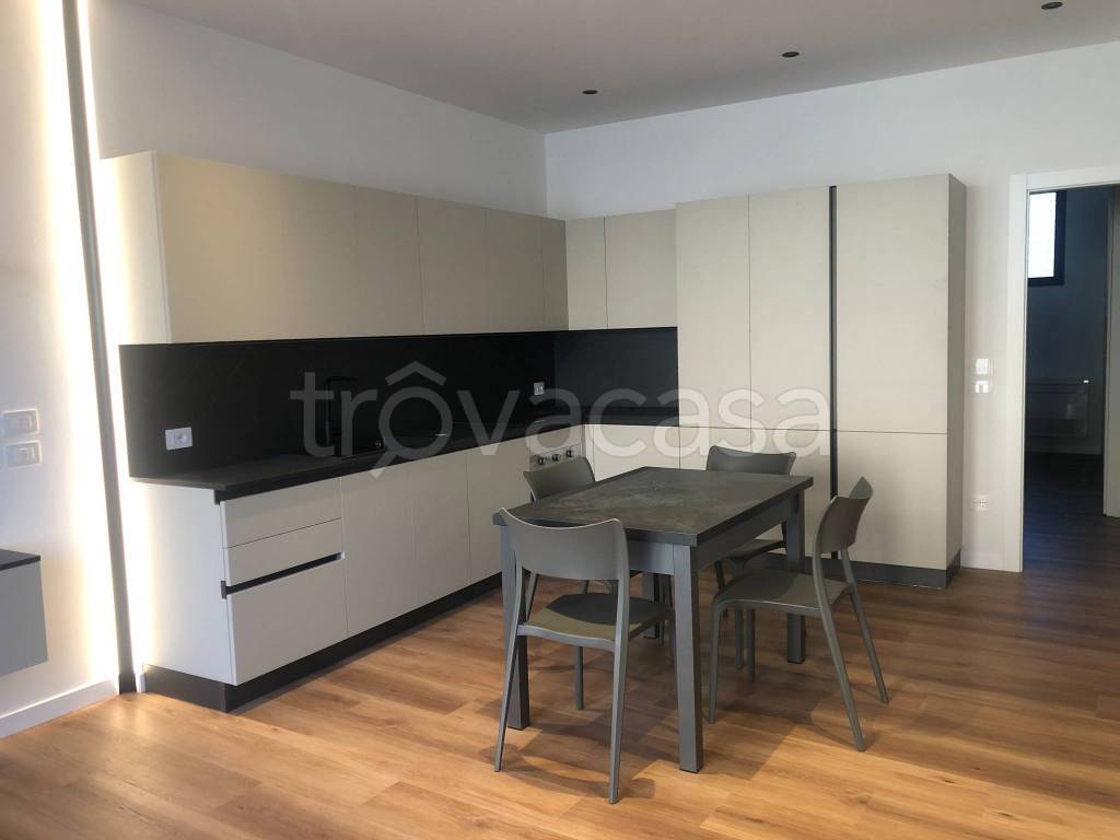 immagine annuncio 1 di 8