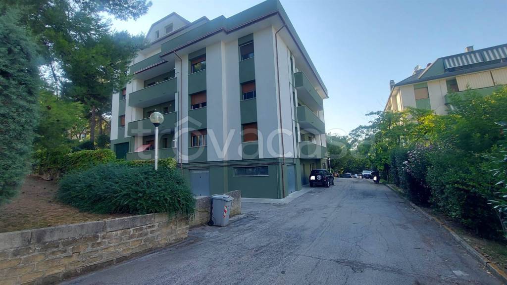 immagine annuncio 1 di 8