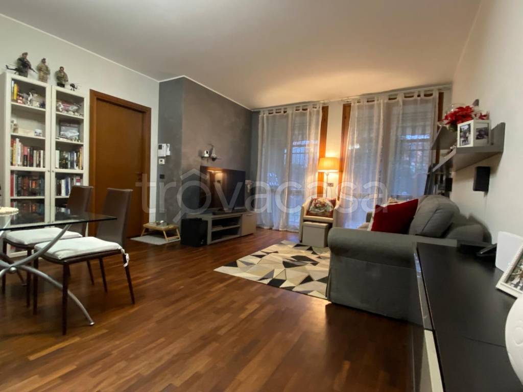 immagine annuncio 1 di 15