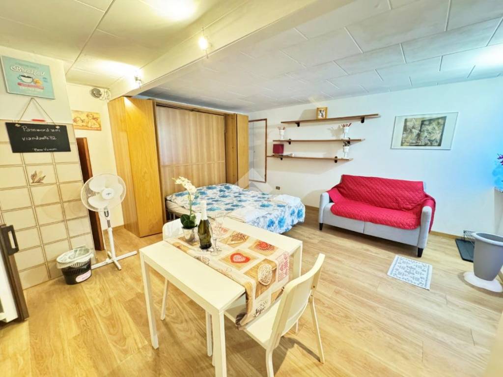 immagine annuncio 1 di 15