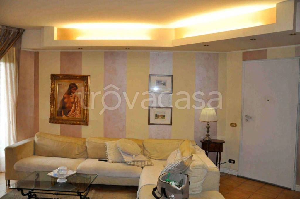 immagine annuncio 11 di 12