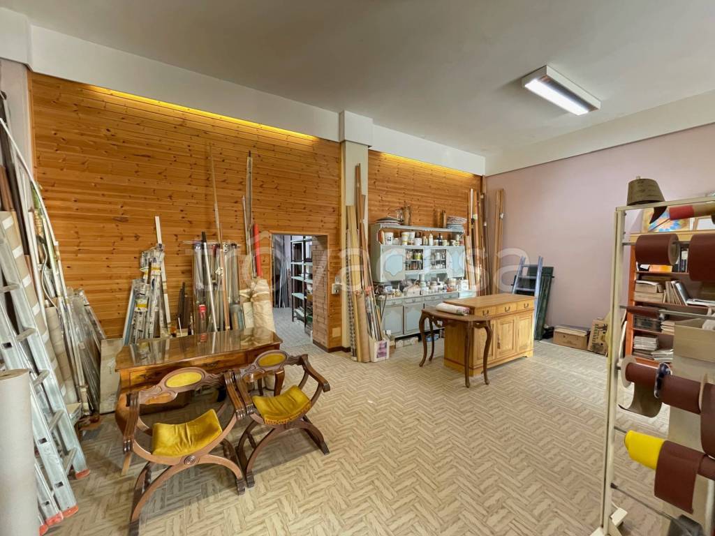 immagine annuncio 2 di 12