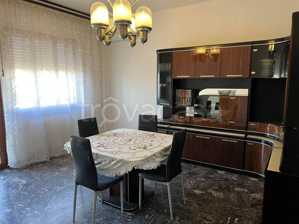 immagine annuncio 4 di 8