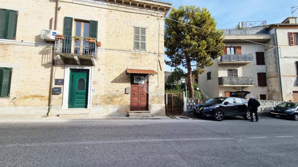 immagine annuncio 1 di 9