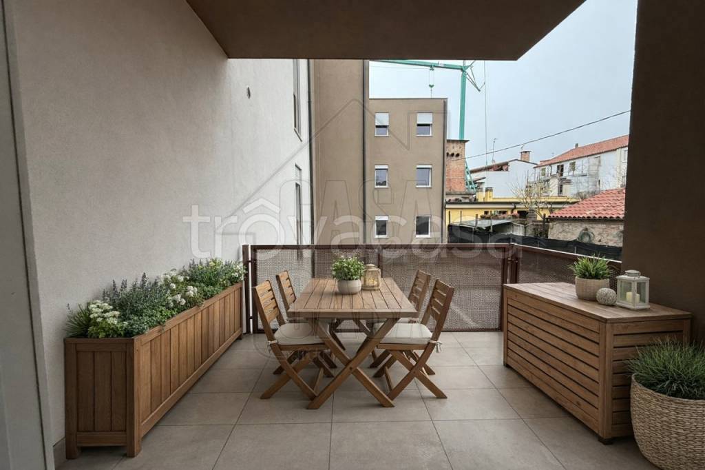 immagine annuncio 1 di 9