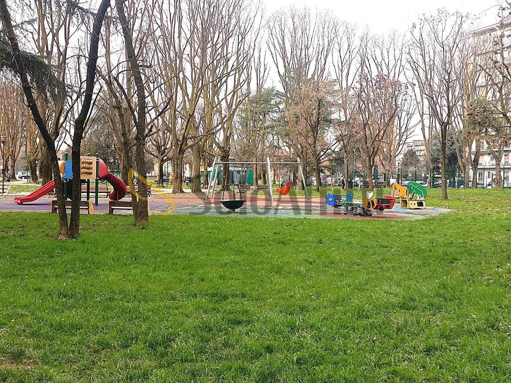 immagine annuncio 12 di 13