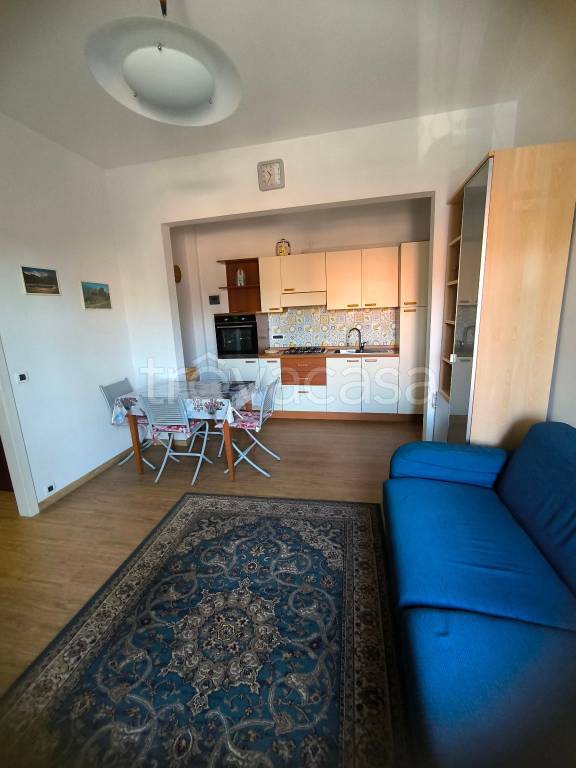 immagine annuncio 1 di 12