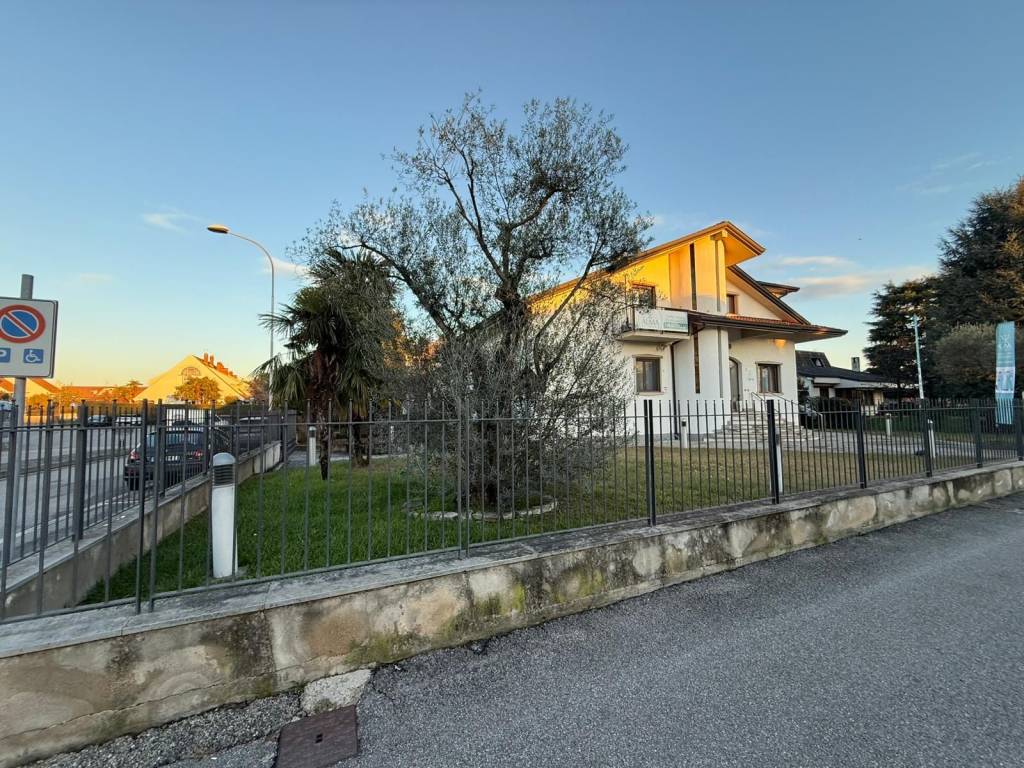 immagine annuncio 13 di 14