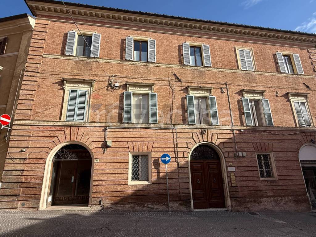 immagine annuncio 1 di 9