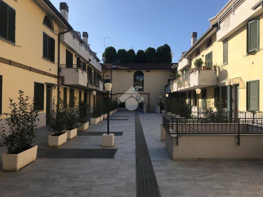 immagine annuncio 1 di 13